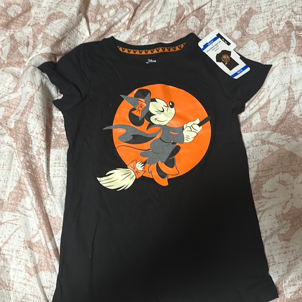 Minnie Mouse Halloween tee